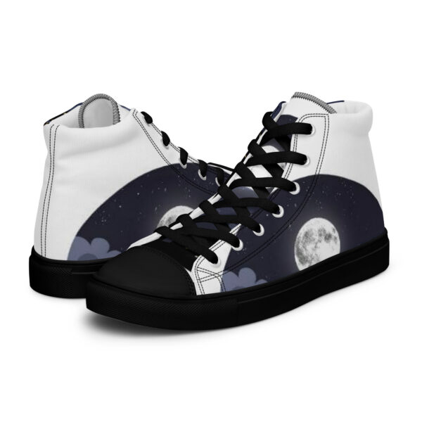 Women’s high top Moon shoes