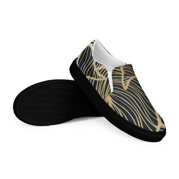 Diam ak Jerign (Peace and Love) Women’s slip-on canvas shoes - Image 2