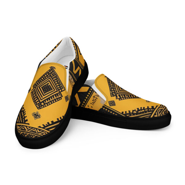 Ebalasse Men’s slip-on canvas shoes